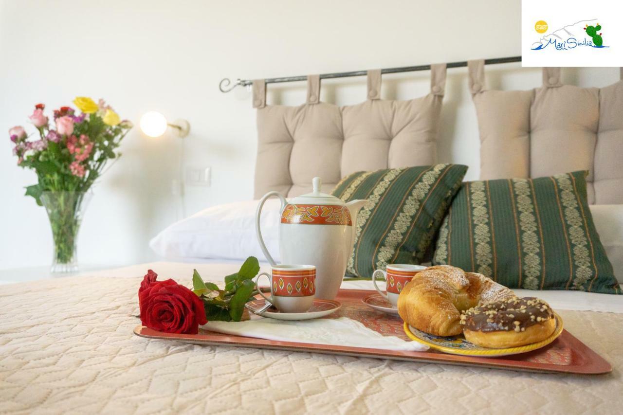 Marisicilia Bed & Breakfast ปอร์โต เอมเปโดเกล ภายนอก รูปภาพ