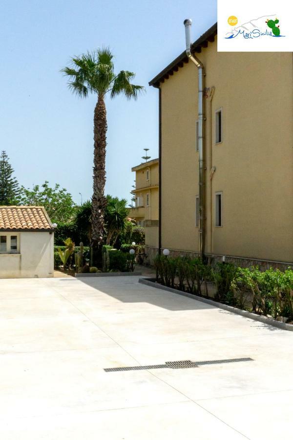 Marisicilia Bed & Breakfast ปอร์โต เอมเปโดเกล ภายนอก รูปภาพ