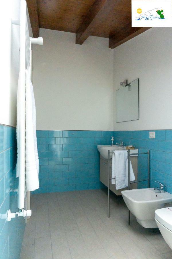 Marisicilia Bed & Breakfast ปอร์โต เอมเปโดเกล ภายนอก รูปภาพ